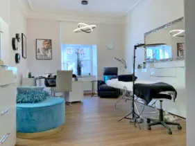 Beauty in Eight - Permanent Make-up, Lashes & Nails